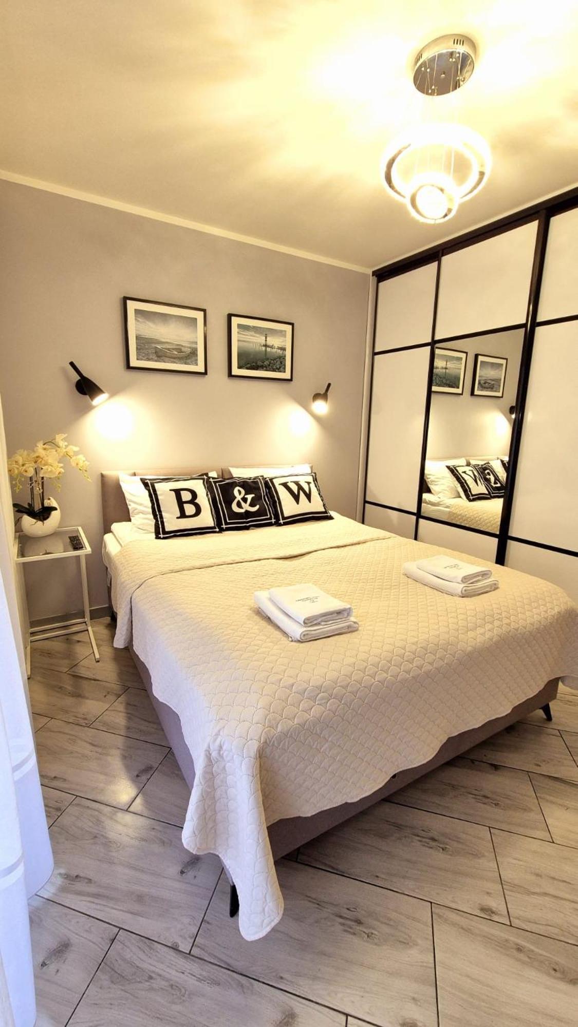 Apartament Black-White Мельно Экстерьер фото