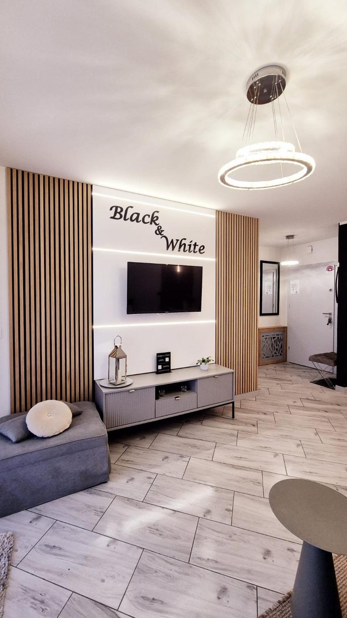 Apartament Black-White Мельно Экстерьер фото